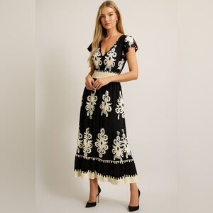 Cupshe Black and White Maxi Dress with Flutter Sleeves and V-neck